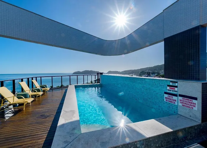 Confortável Loft com Vista para o Mar - Condomínio com Piscina Bombinhas