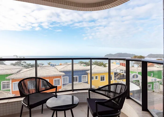 Confortável Loft com Vista para o Mar - Condomínio com Piscina Bombinhas